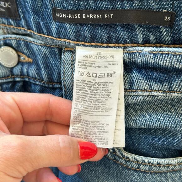 Banana Republic High Rise Barrel Fit Jeans Hemlock Wash 28 - Picture 9 of 10
